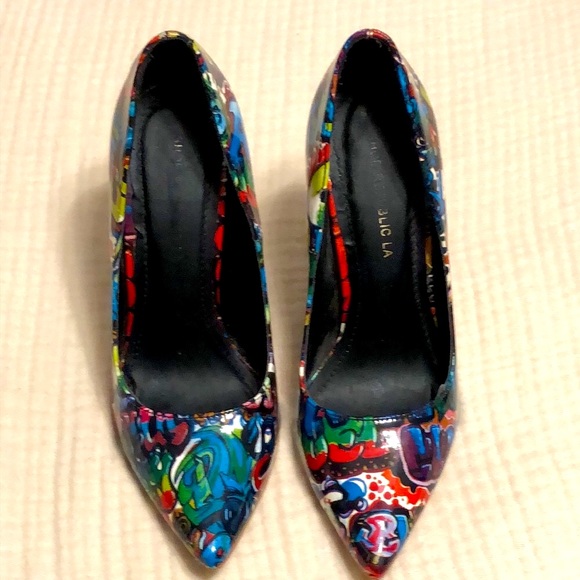 Shoe Republic LA Patent Graffiti Stilettos - Picture 14 of 15